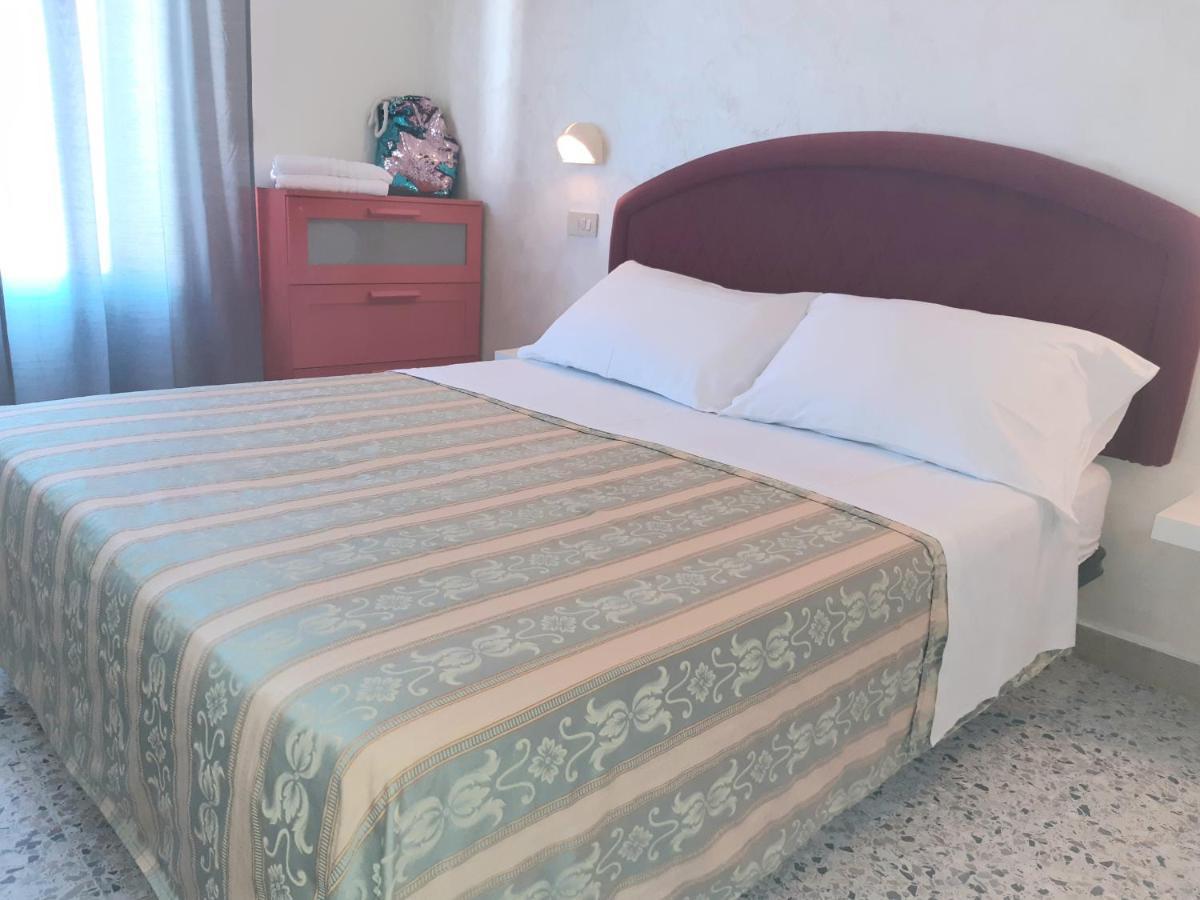 Hotel Raul リッチョーネ エクステリア 写真