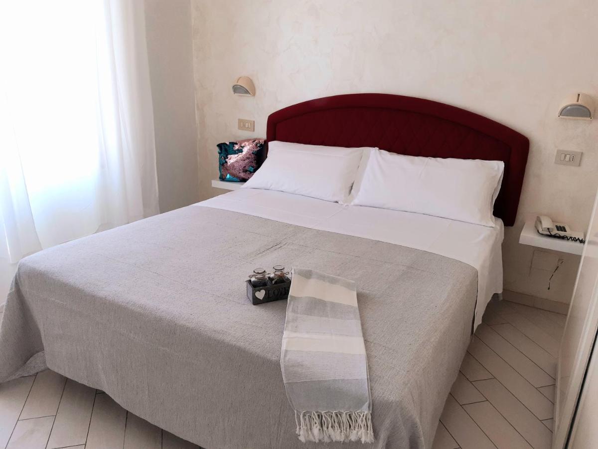 Hotel Raul リッチョーネ エクステリア 写真