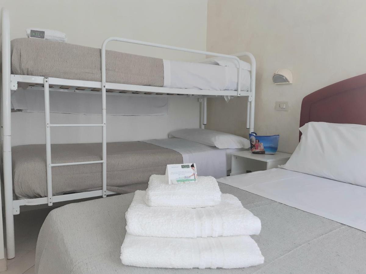 Hotel Raul リッチョーネ エクステリア 写真