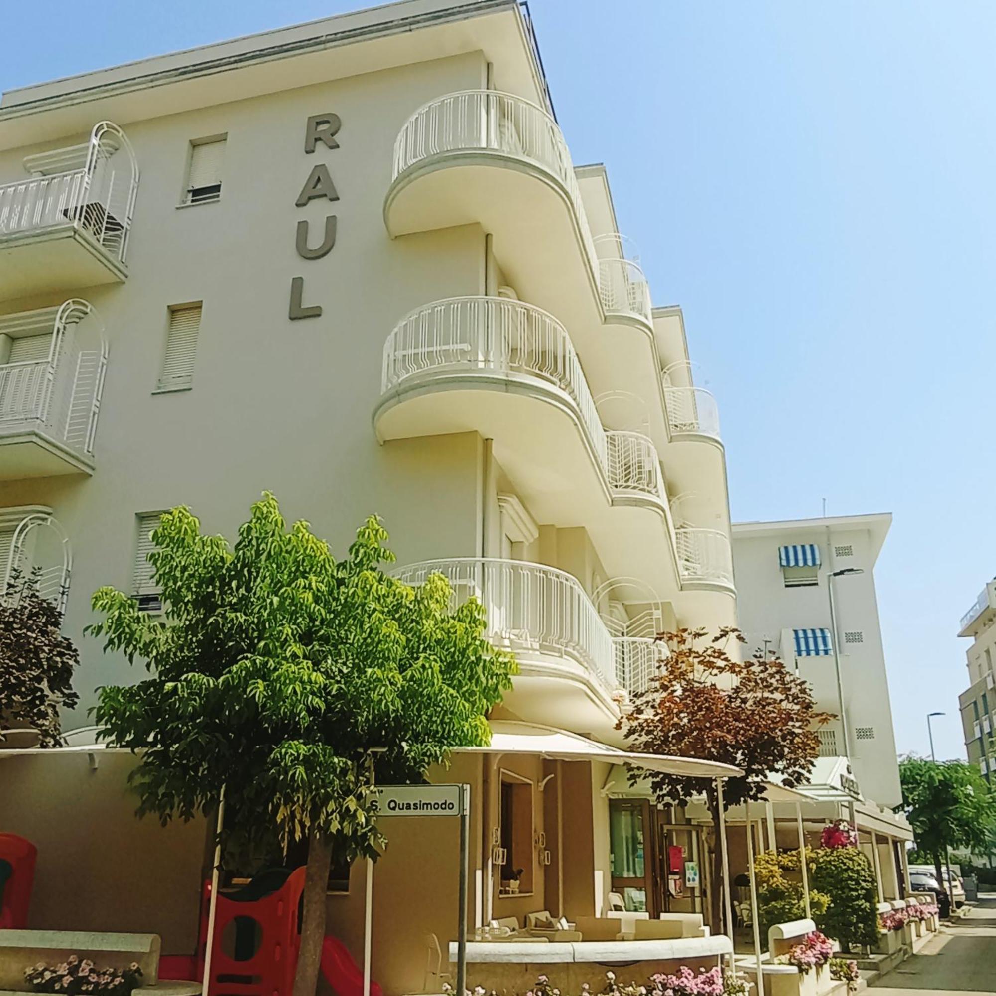 Hotel Raul リッチョーネ エクステリア 写真